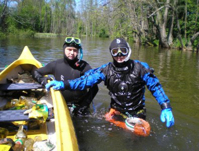 Zdjęcia z naszych spływów kajakowych - lato-2007