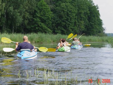 Zdjęcia z naszych spływów kajakowych - krutynia-17-07-26-07-2006-najbardziej-rozrywkowy-splyw-w-historii-firmy